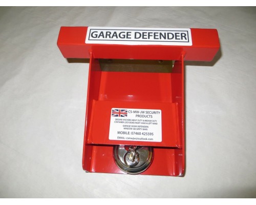 HEAVY DUTY SECURITY SYSTEM. padlock + fixings RED